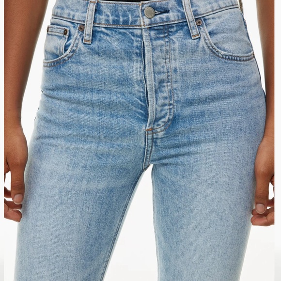 ARITZIA Denim Forum The Yoko High Rise Slim 23R - Picture 3 of 8